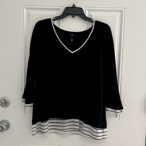 Womens Gap top